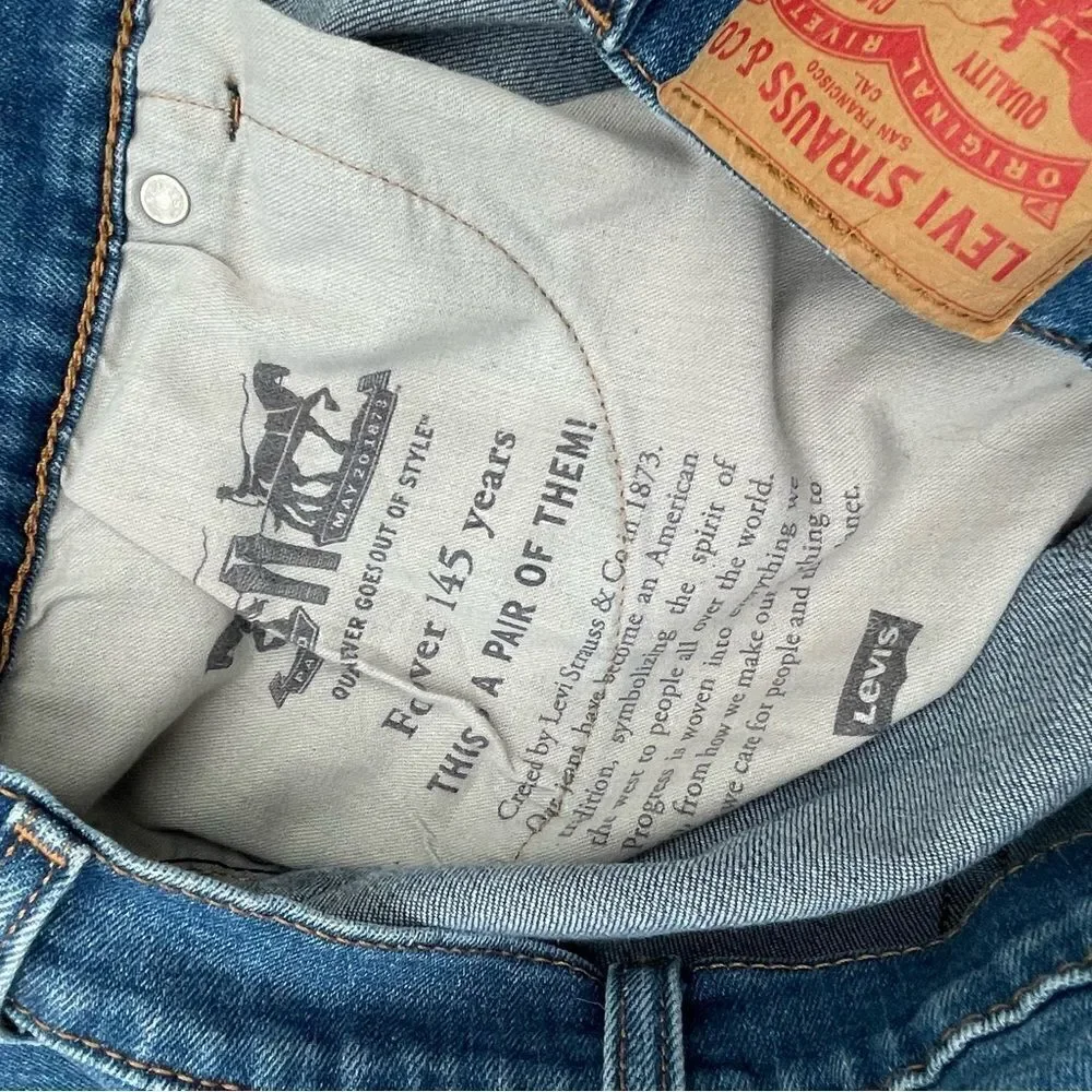 Levis levis 505